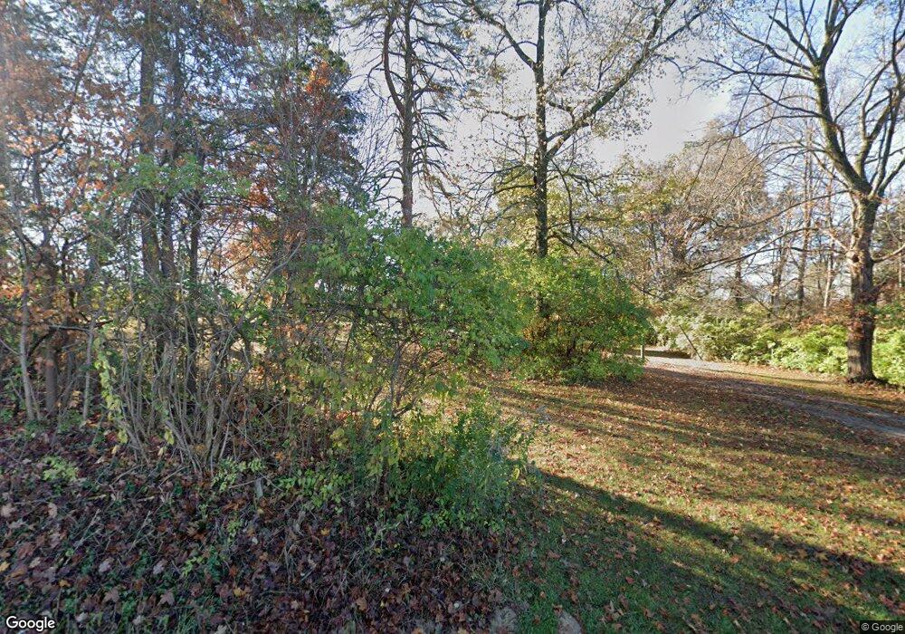 9000 Fairground Rd, Louisville, KY 40291 - photo 1