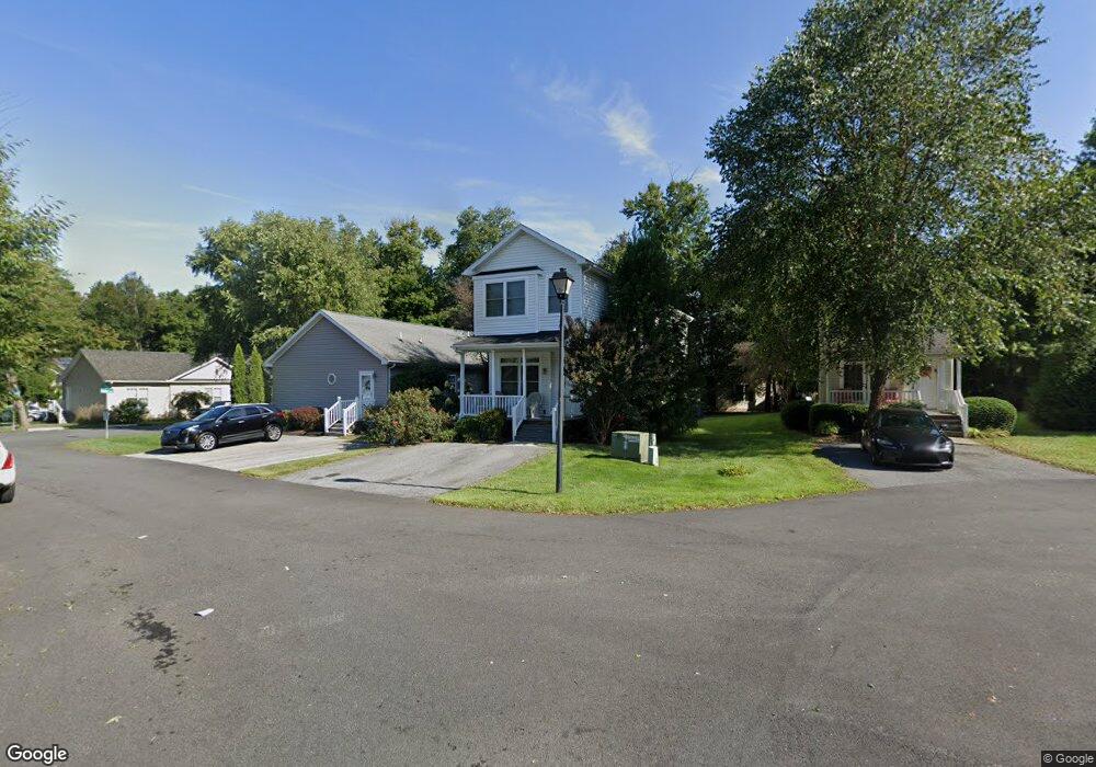 28 Barberry Ct, Newark, DE 19702 - photo 1