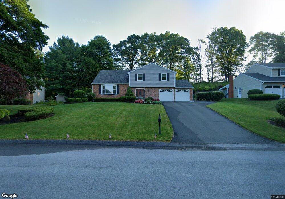 33 Green Meadows Ln, Albany, NY 12211 - photo 1