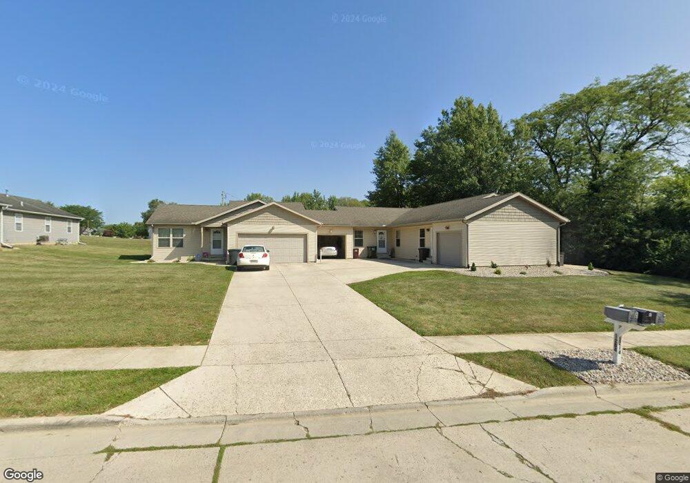 1284 Pebble Creek Dr, Lima, OH 45801 - photo 1