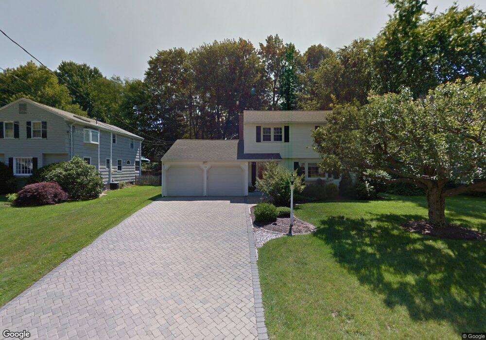 134 Hyde Rd, West Hartford, CT 06117 - photo 1