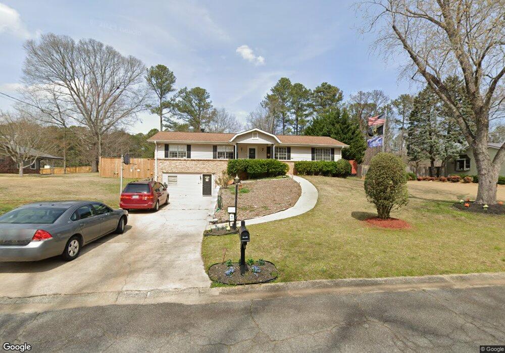 670 Stone Harbor Pkwy SW, Marietta, GA 30060 - photo 1