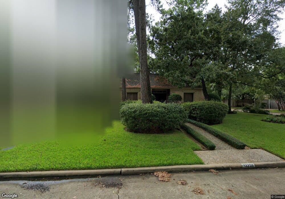12331 Tunbridge Ln, Houston, TX 77024 - photo 1