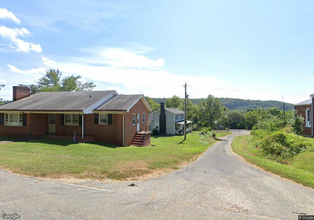 31 Capel Ln, Norwood, VA 24581 - photo 1