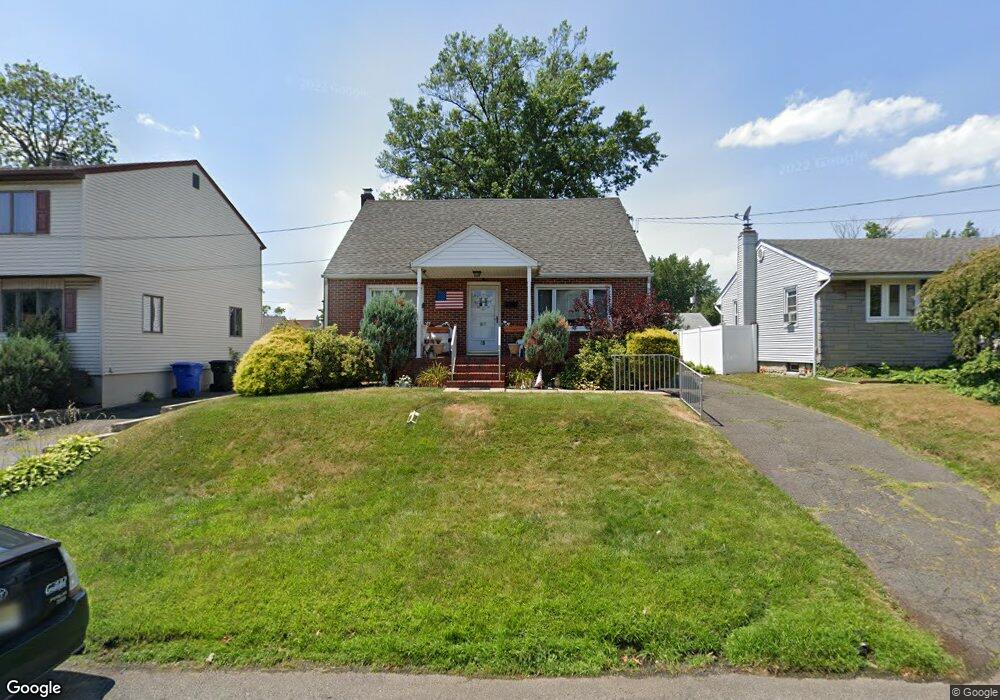 18 Grant St, Sewaren, NJ 07077 - photo 1