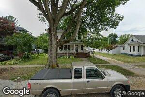 221 N Hanover St, Moweaqua, IL 62550