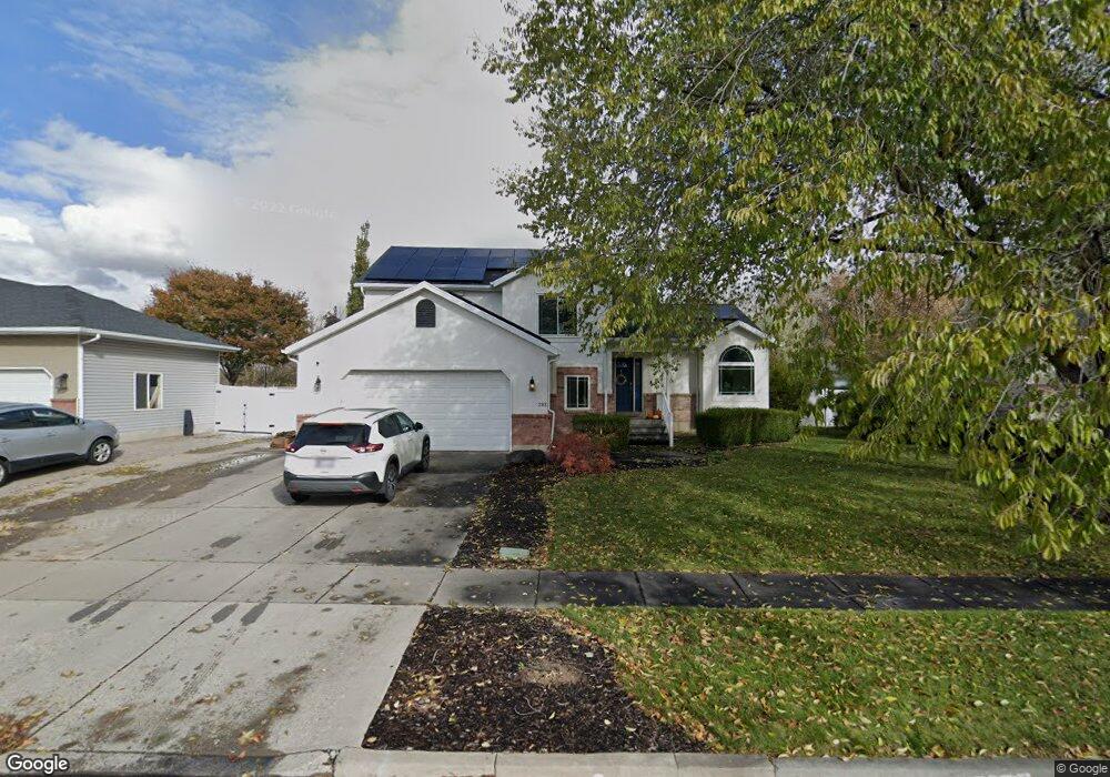 393 S 950 W unit 28, Layton, UT 84041 - photo 1