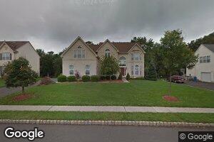132 Charles St, Somerset, NJ 08873