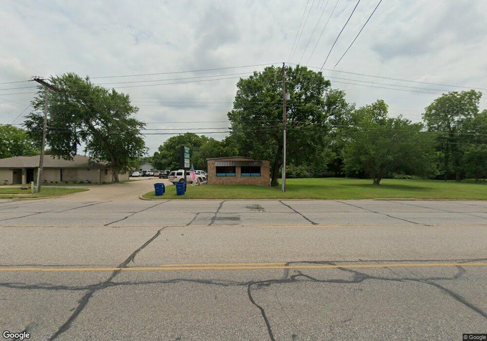 903 W Ennis Ave, Ennis, TX 75119 - photo 1