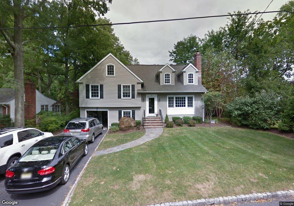 10 Walnut St, Chatham, NJ 07928 - photo 1