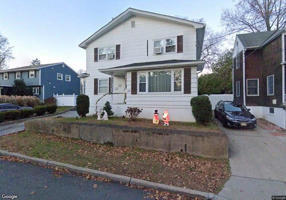295 Genther Ave unit 2, Oradell, NJ 07649 - photo 1