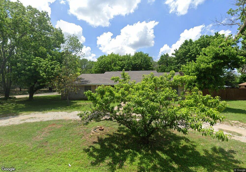 608 S Hitt St, Boyd, TX 76023 - photo 1