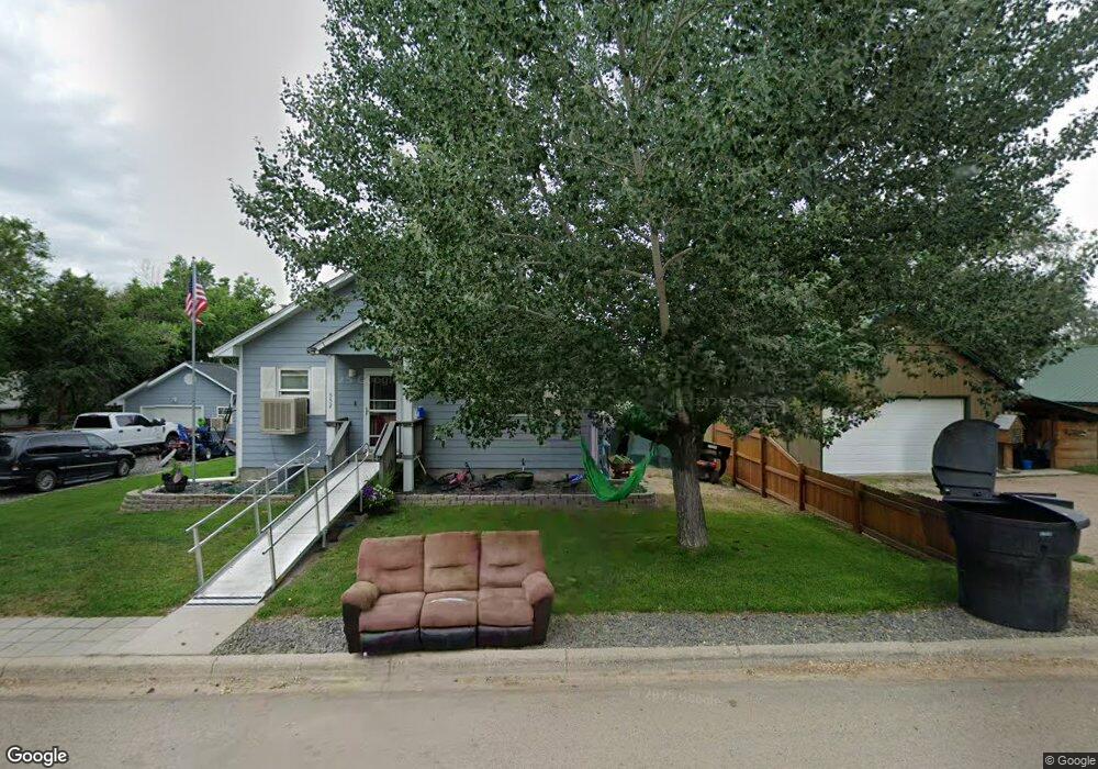 566 Legion St, Craig, CO 81625 - photo 1