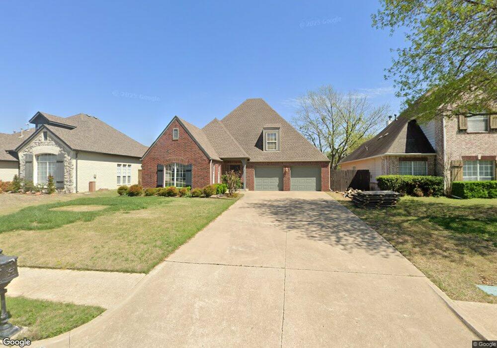 519 N Douglas St, Jenks, OK 74037 - photo 1