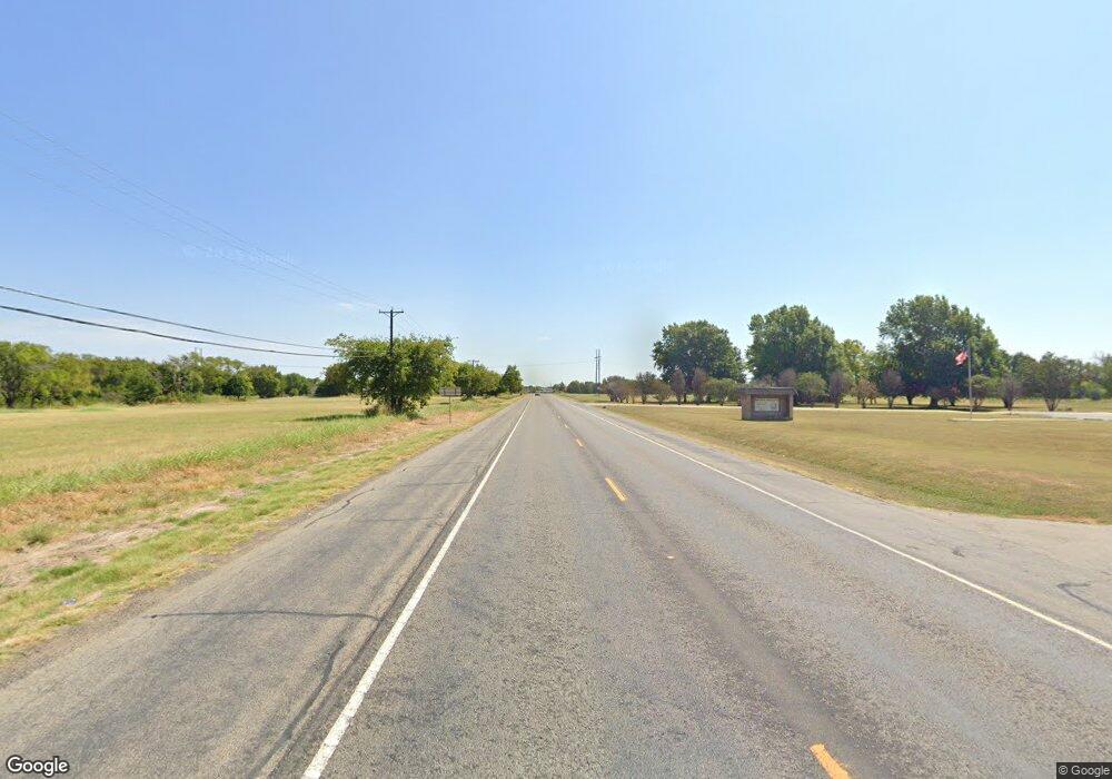 908 W State Highway 56, Bonham, TX 75418 - photo 1