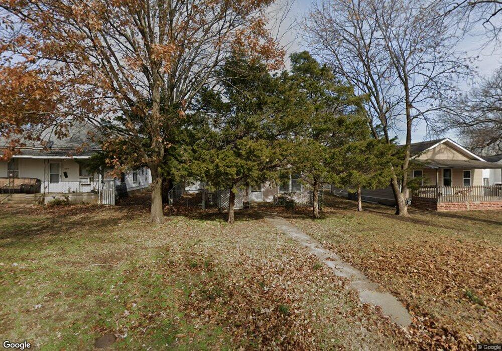 1409 Briggs Ave, Parsons, KS 67357 - photo 1