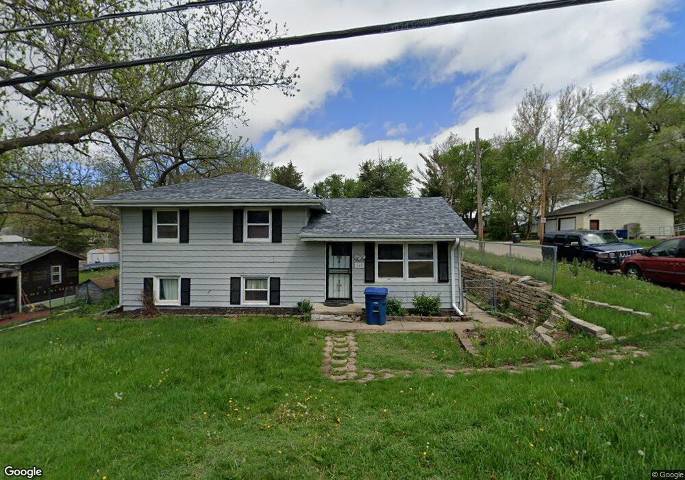 240 E Diehl Ave, Des Moines, IA 50315 - photo 1