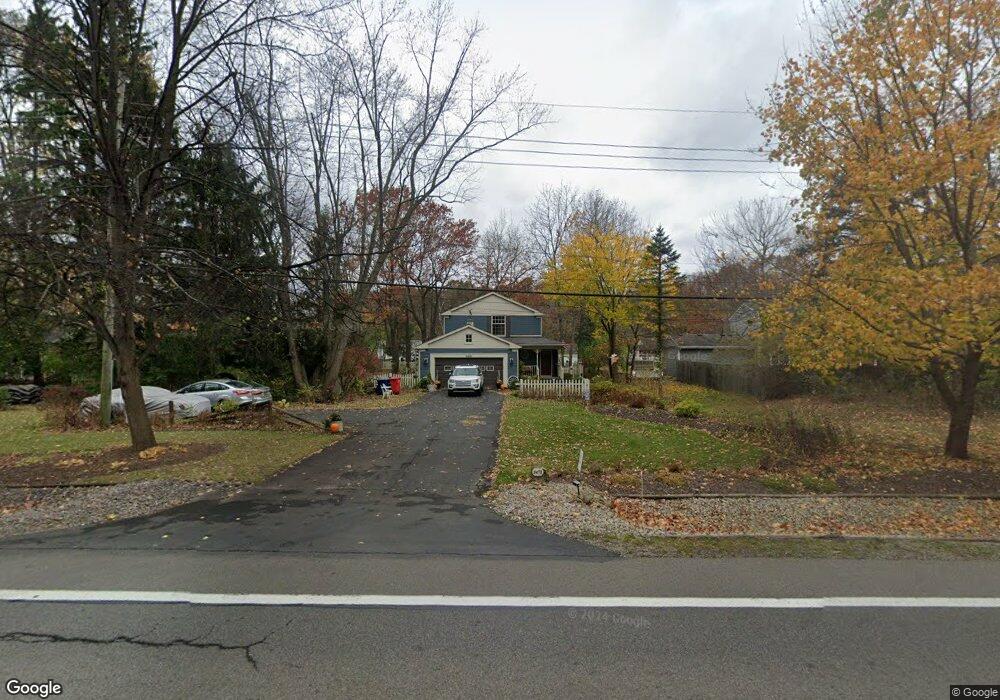 3472 Green Lake Rd, West Bloomfield, MI 48324 - photo 1