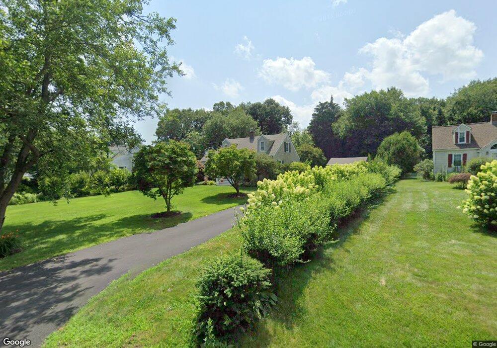 268 Walnut Tree Hill Rd, Shelton, CT 06484 - photo 1