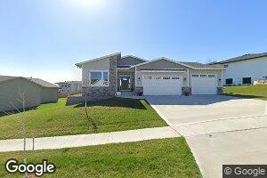 5714 Rose Ave, Des Moines, IA 50321