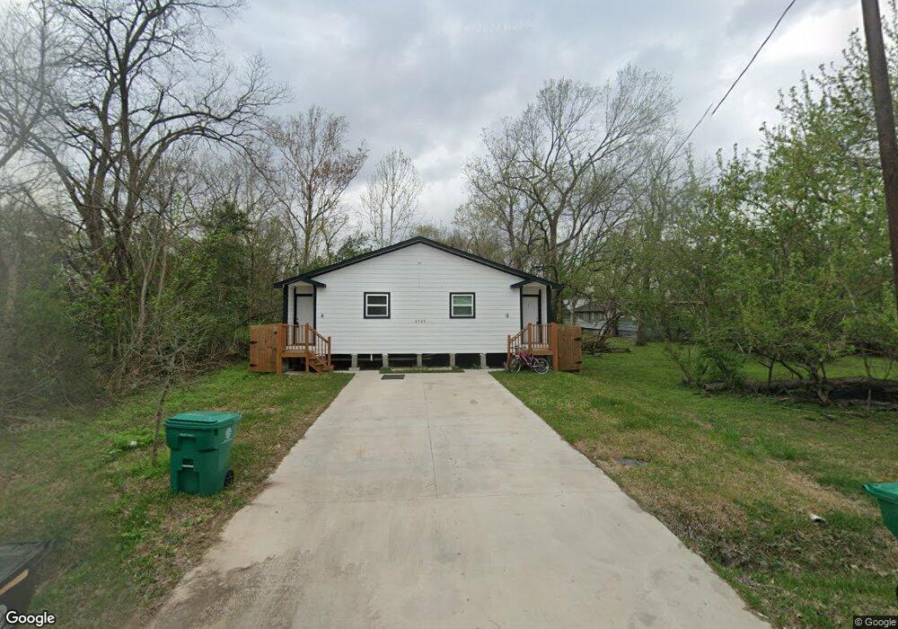 6733 Knox St unit 2, Houston, TX 77091 - photo 1