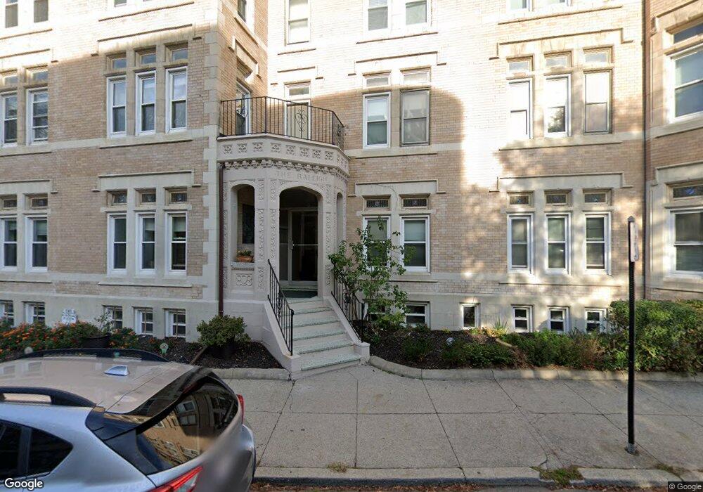 3 Englewood Ave unit 11, Brookline, MA 02445 - photo 1