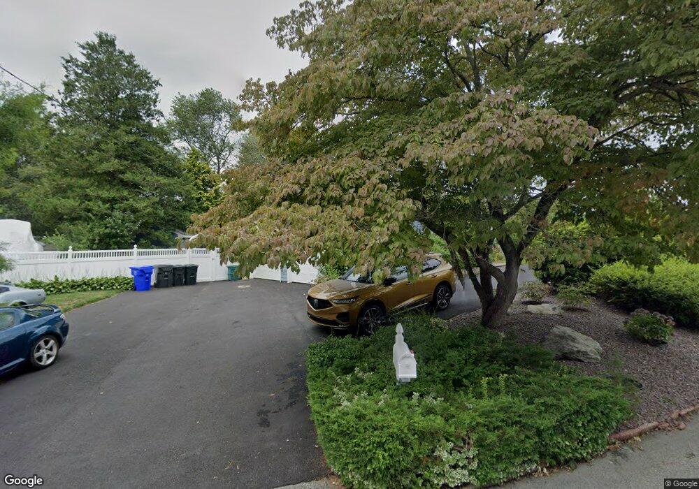 5 Robin Ln, West Warwick, RI 02893 - photo 1