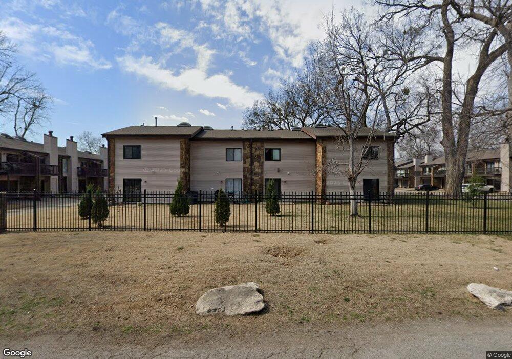 3770 S Madison Ave unit 6, Tulsa, OK 74105 - photo 1