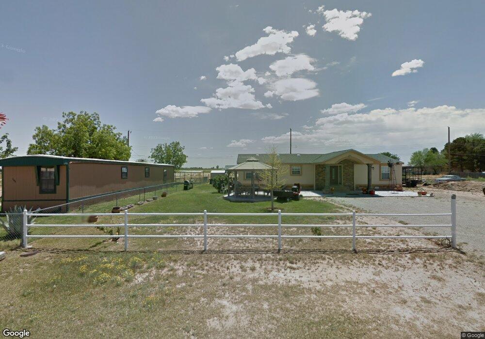 127 Ironwood St, Carlsbad, NM 88220 - photo 1