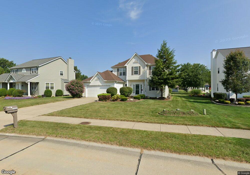 27058 Glenside Ln, Olmsted Falls, OH 44138 - photo 1