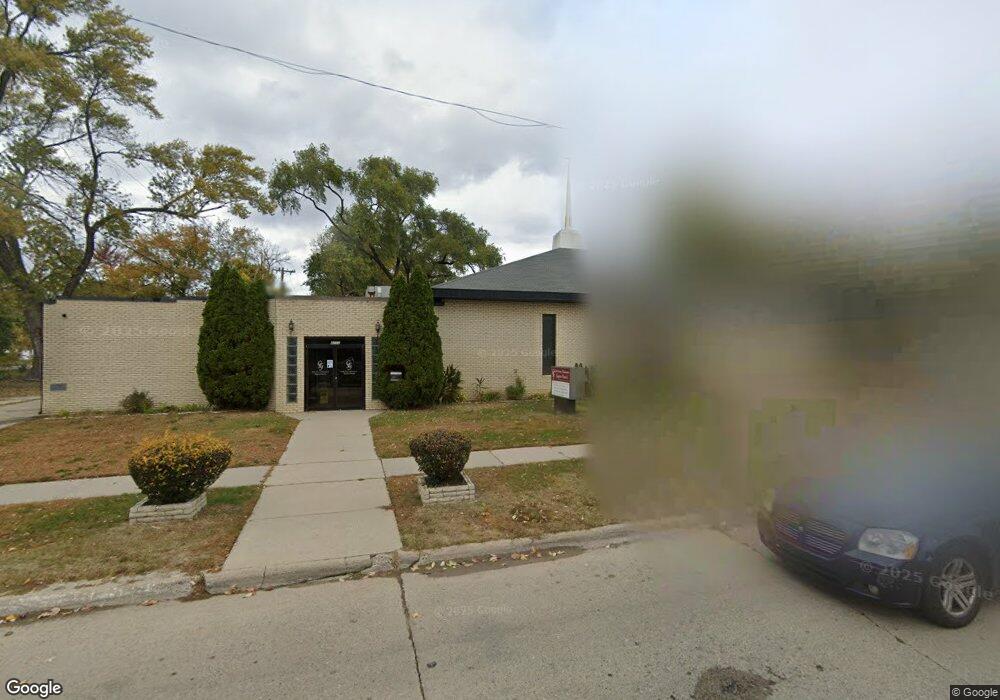 8712 Cloverdale Ave, Ferndale, MI 48220 - photo 1