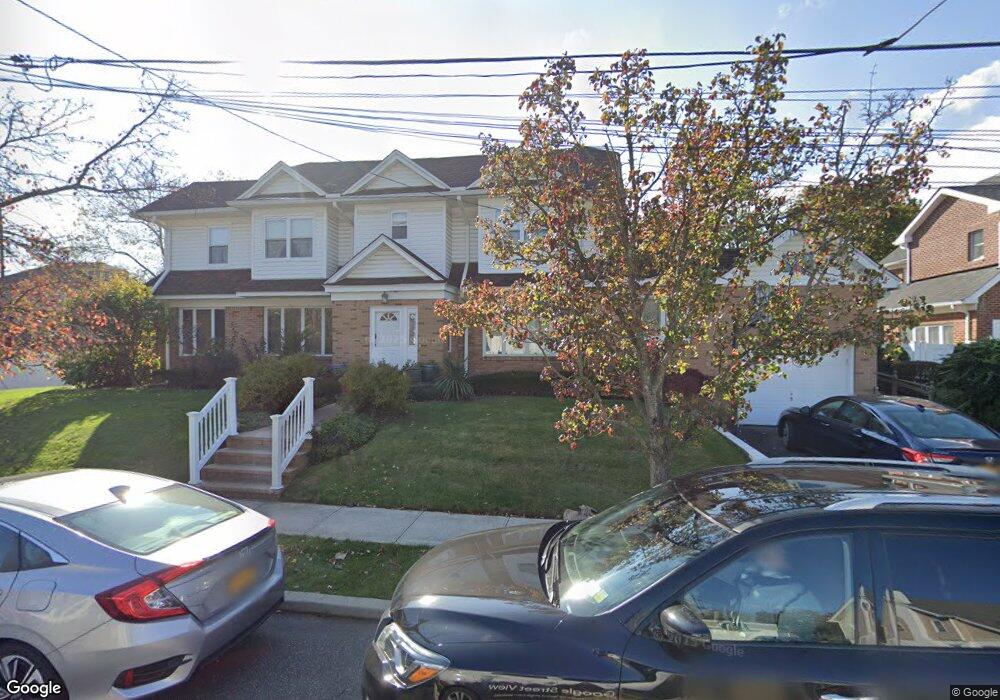 219 Huntley Rd, Woodmere, NY 11598 - photo 1