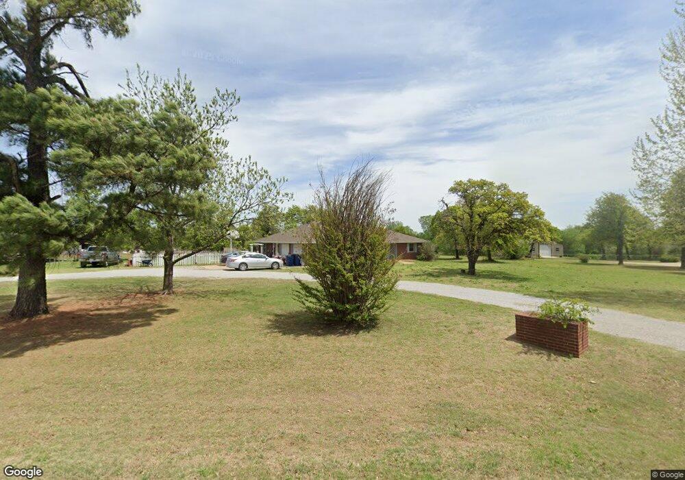 843 Brandie St, Tuttle, OK 73089 - photo 1