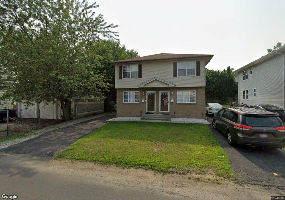 19 Pine St, Ludlow, MA 01056 - photo 1