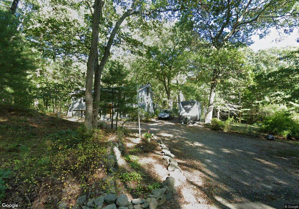 209 Shannock Rd, Wakefield, RI 02879 - photo 1