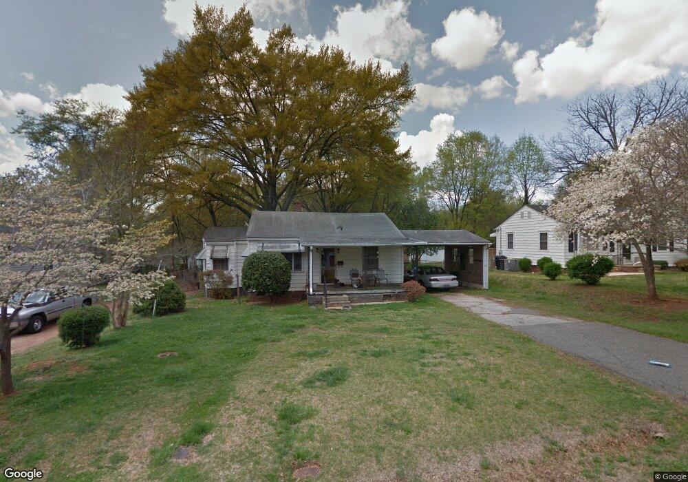 1913 Dobbins Ave, Anderson, SC 29625 - photo 1