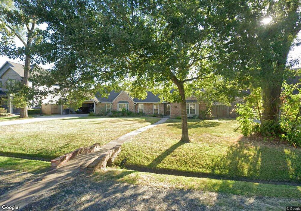 426 W Gaywood Dr, Houston, TX 77079 - photo 1