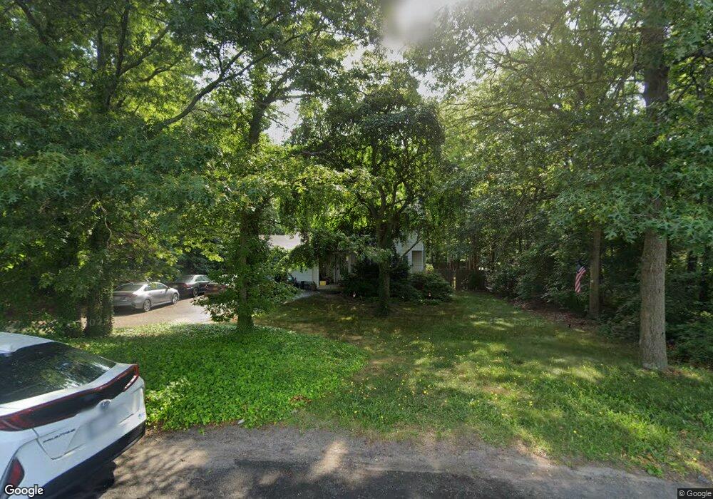 125 Washington Ave, Holtsville, NY 11742 - photo 1