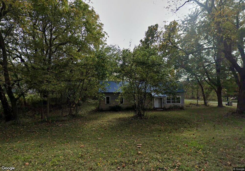 302 E South St, Jerico Springs, MO 64756 - photo 1