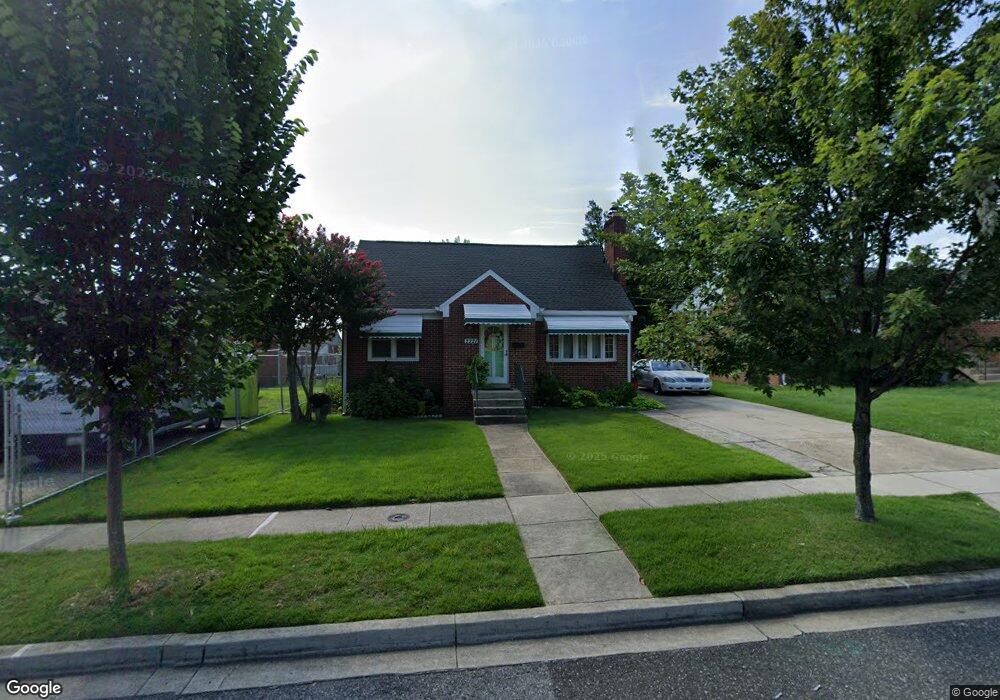 2221 Iverson St, Temple Hills, MD 20748 - photo 1