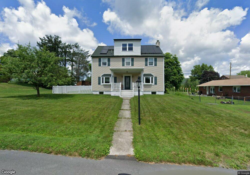 36 Ryan Ave, Tamaqua, PA 18252 - photo 1