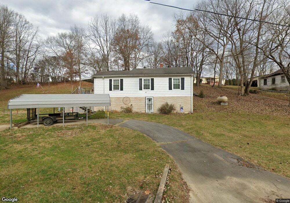 195 Spring Dr, Johnson City, TN 37601 - photo 1