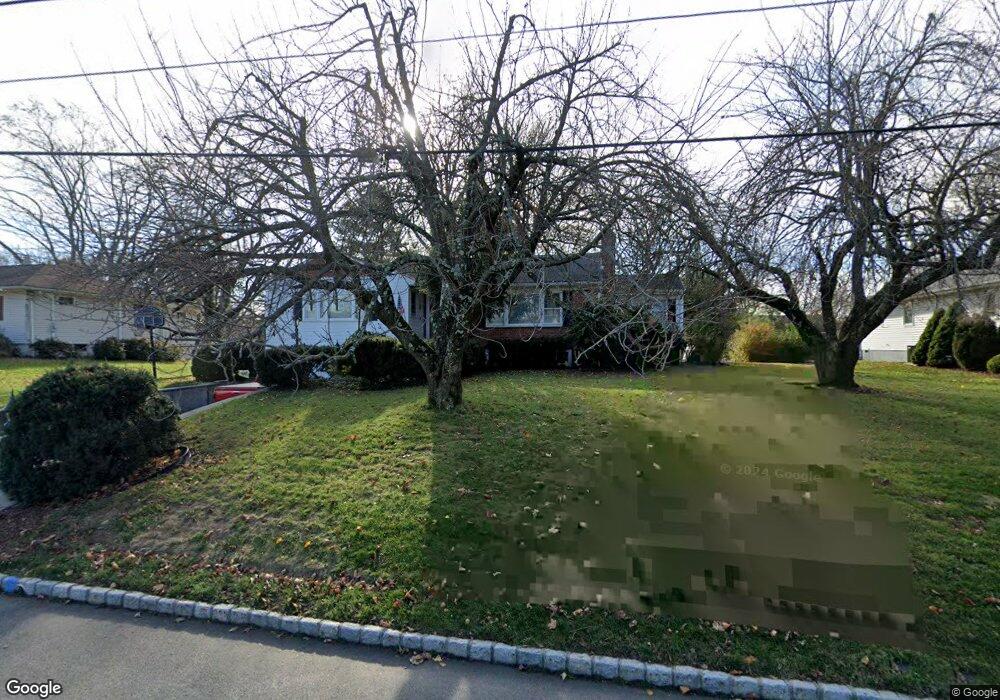 31 Eberhardt Rd, East Hanover, NJ 07936 - photo 1