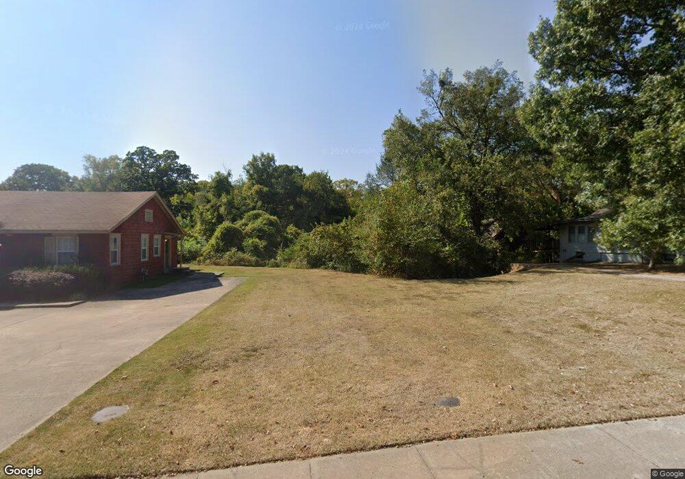 533 Seminary Ave, Tahlequah, OK 74464 - photo 1