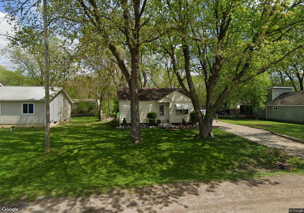 2095 Lambden Rd, Flint, MI 48532 - photo 1