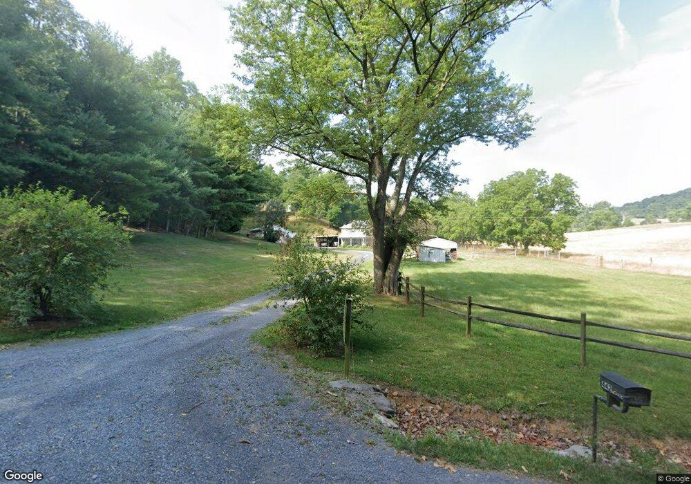 442 Oak Ridge Rd, Edinburg, VA 22824 - photo 1