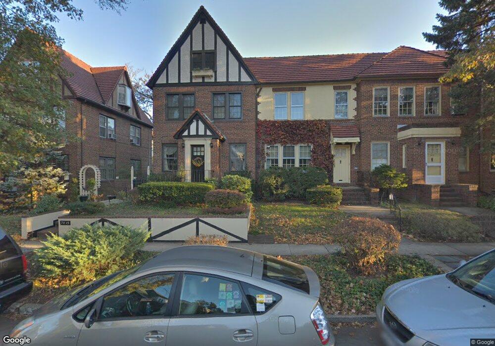 29 Whitson St unit 101, Forest Hills, NY 11375 - photo 1