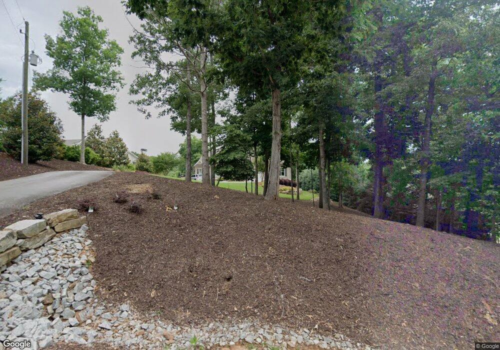 5256 Laurel Cir, Gainesville, GA 30506 - photo 1