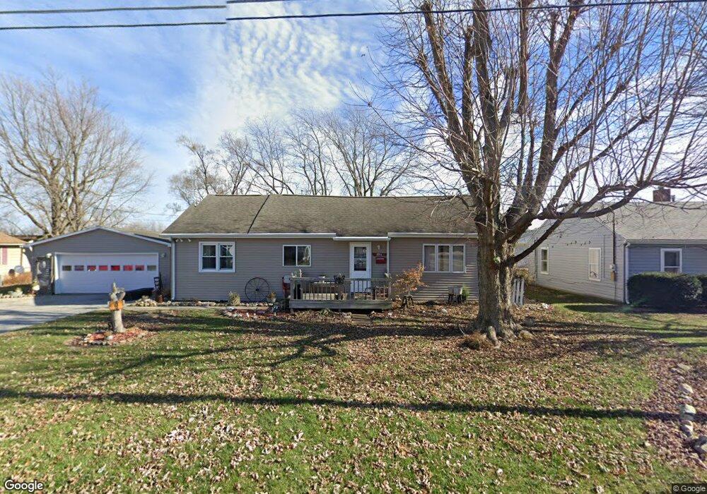 1004 N 28th St, Mattoon, IL 61938 - photo 1