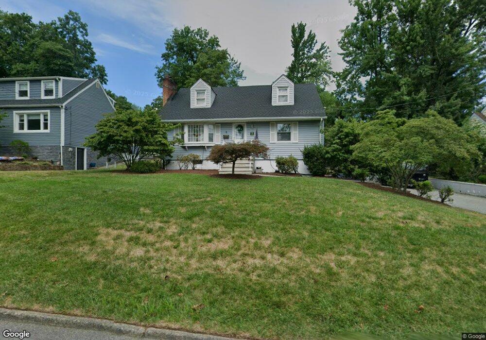 7 Packanack Lake Rd, Wayne, NJ 07470 - photo 1